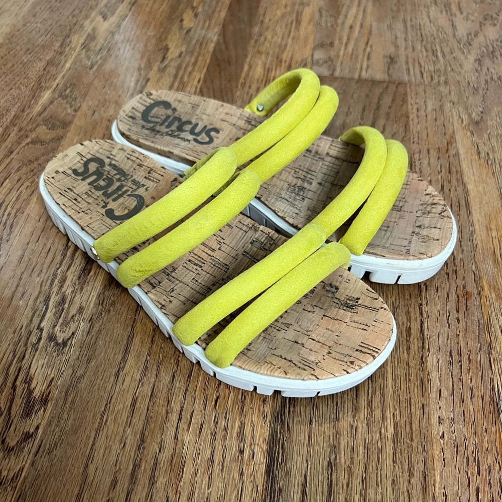 Circus by Sam Edelman Narina Yellow Sandals